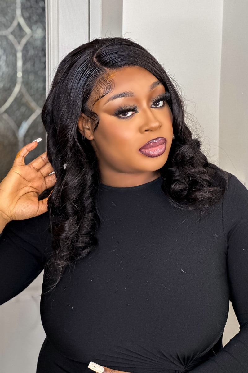 GABBY LOOSE WAVE FRONTAL WIG