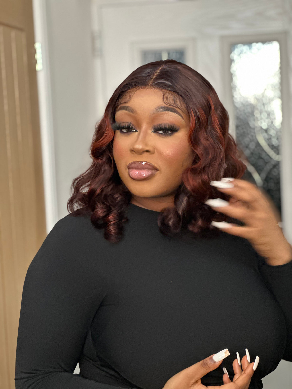 LAURA LOOSE WAVE 5 BY 5 CLOSURE